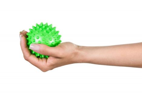 QMED Tüskés masszázslabda 7cm zöld